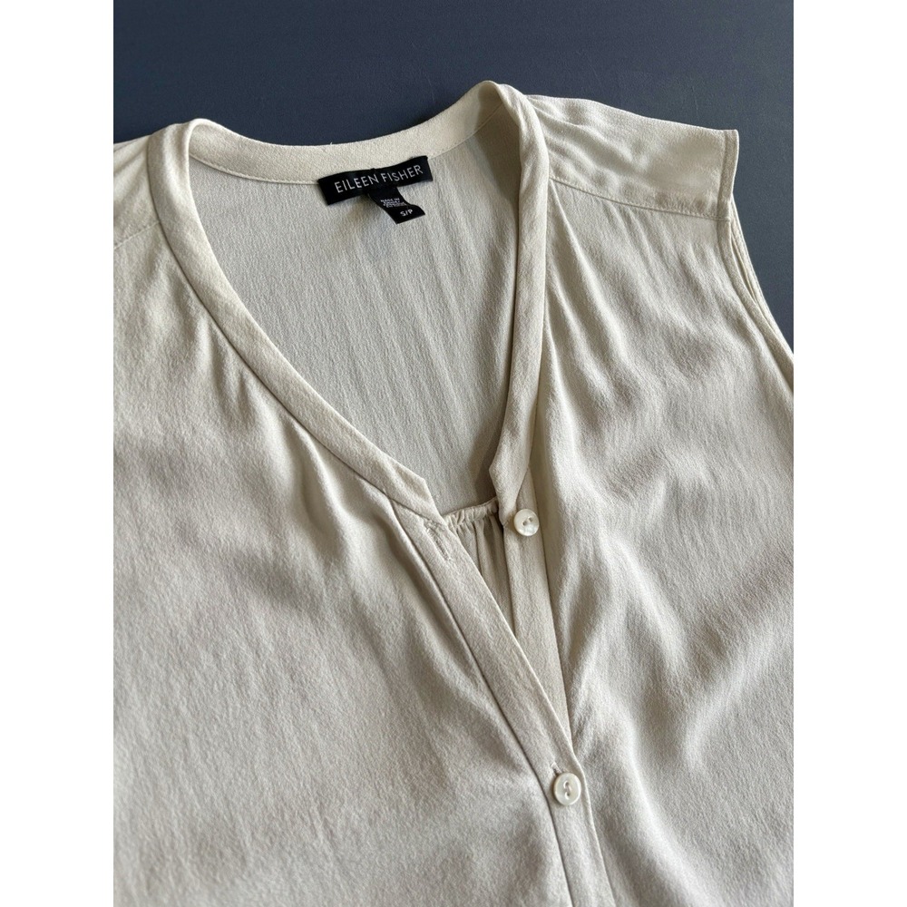 Eileen Fisher 100% Silk Sleeveless Long Mandarin Style Blouse | Creamā | Small